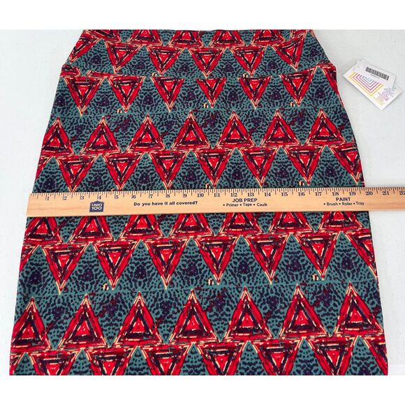 LuLaRoe Cassie Pencil Skirt Red Green Purple Triangle Geometric Print Women's XL - Picture 7 of 9